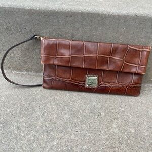 Rare Vintage Y2K Dooney & Bourke Leather Croc Brown Clutch Purse